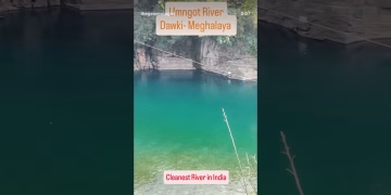 Cleanest river in India - Dawki #umngotriver #dawkiriver #meghalaya #shorts