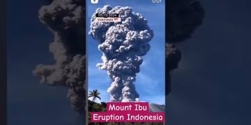 Mount Ibu Eruption #indonesia #viral #shorts