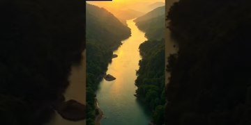 Why Does India Have So Many Rivers? 🌊 #shorts