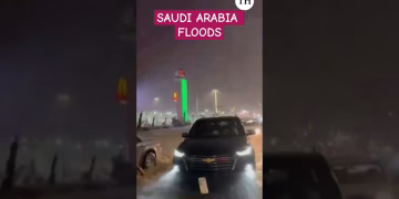 Saudi Arabia Floods- Climate Change Impact #viral #shorts