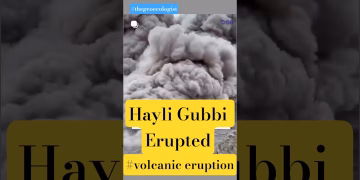 Hayli Gubbi Erupted after 12000 years #hayligubbi #volcaniceruption #ethiopia #shorts