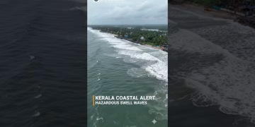 Kerala Under Coastal Alert#SwellWaves #Kerala #INCOIS